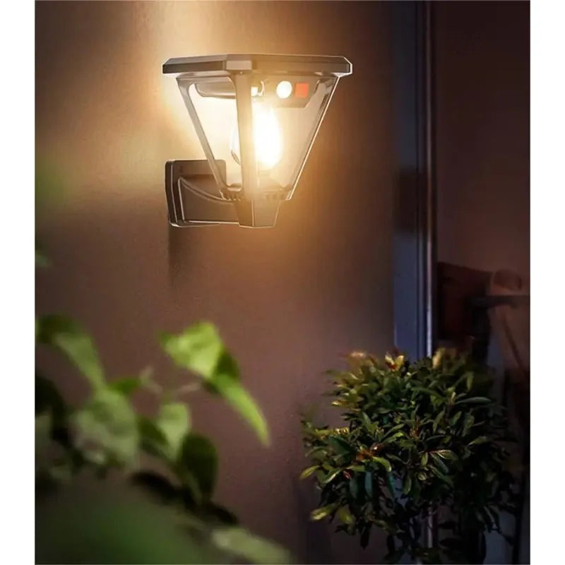 Poste Solar para Jardim com Sensor de Presença